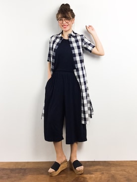 「earth music&ecology（アースミュージックアンドエコロジー）のアイテム（つなぎ/オールインワン）」を使った、Y.Iさん（レディース・162cm）の春コーディネート