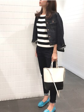 「PRADA（プラダ）のアイテム（モカシン/デッキシューズ）」を使った、NATSUKI さん（レディース・166cm）の秋コーディネート