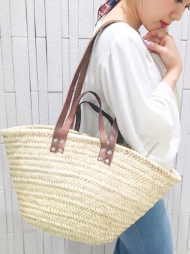 「アイテム（マフラー）」を使った、Rie   Taniguchiさん（レディース・160cm）の春コーディネート