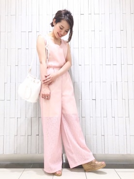 「ピンクベージュ」｜「アイテム（オールインワン・サロペット）」を使った、Rie   Taniguchiさん（レディース・160cm）の春コーディネート
