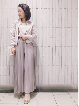 「ピンクベージュ」｜「アイテム（MA-1）」を使った、Rie   Taniguchiさん（レディース・160cm）の春コーディネート