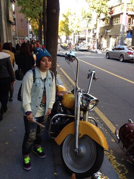 「JOYRICH」｜「アイテム（デニムジャケット）」を使った、毛mouさん（レディース・158cm）の春コーディネート