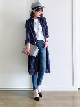 「EVRIS（エヴリス）のアイテム（シャツワンピース）」を使った、喵喵小桃さん（レディース・160cm）の秋コーディネート