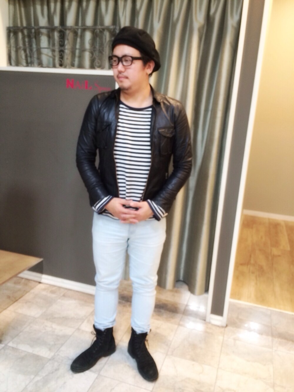 「EDITIONのアイテム（ブルゾン、ブラック系）」を使った、小堤   翔太さん（メンズ・179cm）の冬コーディネートの1枚目の写真
