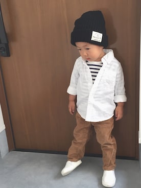 「babygap」｜「アイテム（チノパンツ）」を使った、maiさん（キッズ・90cm）の秋コーディネート