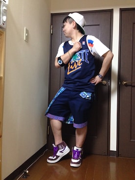 「LRG（エルアールジー）のアイテム（キャップ）」を使った、小林一寿さん（メンズ・164cm）の夏コーディネート