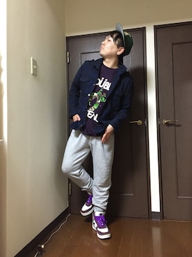 「LRG（エルアールジー）のアイテム（帽子）」を使った、小林一寿さん（メンズ・164cm）の秋コーディネート