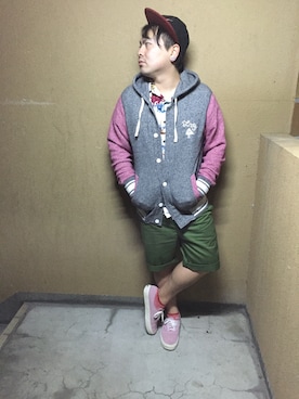 「LRG（エルアールジー）のアイテム（帽子）」を使った、小林一寿さん（メンズ・164cm）の秋コーディネート