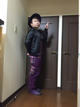 「ツバ広ハット」｜小林一寿さん（メンズ・164cm）の秋コーディネート