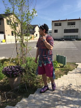 「LRG（エルアールジー）のアイテム（帽子）」を使った、小林一寿さん（メンズ・164cm）の春コーディネート