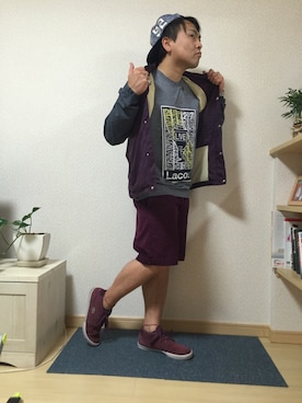 「グラフィックＴ」｜「アイテム（ブルゾン）」を使った、小林一寿さん（メンズ・164cm）の秋コーディネート