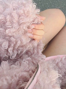 「ohotoroのアイテム（ジャケット/アウター、ピンク系）」を使った、小島明由美さん（レディース・155cm）の冬コーディネート