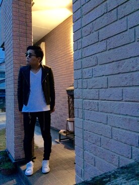 「HELMUT LANG（ヘルムートラング）のアイテム（ライダースジャケット）」を使った、しょうへいへーいさん（メンズ・165cm）の秋コーディネート