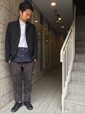 「soe shirts（ソーイシャツ）のアイテム（パンツ）」を使った、相川直輝さん（メンズ・174cm）の秋コーディネート