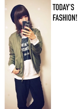 「OPENING CEREMONY（オープニングセレモニー）のアイテム（スウェット）」を使った、りちゃこ(バニラビーンズ)さん（レディース・173cm）の冬コーディネート