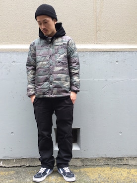 「AVIREX（アヴィレックス）のアイテム（ダウンジャケット/コート）」を使った、MASAYAさん（メンズ・165cm）の秋コーディネート