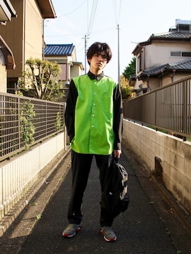 「DIGAWEL（ディガウェル）のアイテム（バッグ）」を使った、KENiさん（メンズ・176cm）の春コーディネート