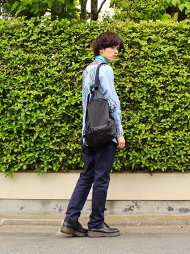 「DIGAWEL（ディガウェル）のアイテム（バッグ）」を使った、KENiさん（メンズ・176cm）の春コーディネート