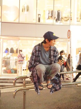 「撮影」｜「アイテム（その他アウター）」を使った、tsubasakimuraさん（メンズ・181cm）の秋コーディネート