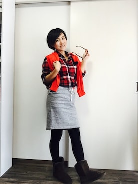 「UNIQLO（ユニクロ）のアイテム（シャツ/ブラウス、レッド系）」を使った、Miku Kumagaiさん（レディース・158cm）の秋コーディネート
