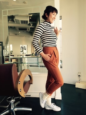 「SUPERGA（スペルガ）のアイテム」を使った、小林ヒロミさん（レディース・167cm）の春コーディネート