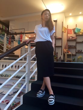 「MSGM（エムエスジーエム）のアイテム（スニーカー）」を使った、lisolaさん（レディース・160cm）の春コーディネート