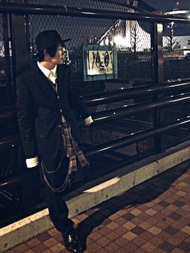 「Yohji Yamamoto（ヨウジヤマモト）のアイテム（カーディガン/ボレロ）」を使った、kaAshiさん（メンズ・176cm）の春コーディネート