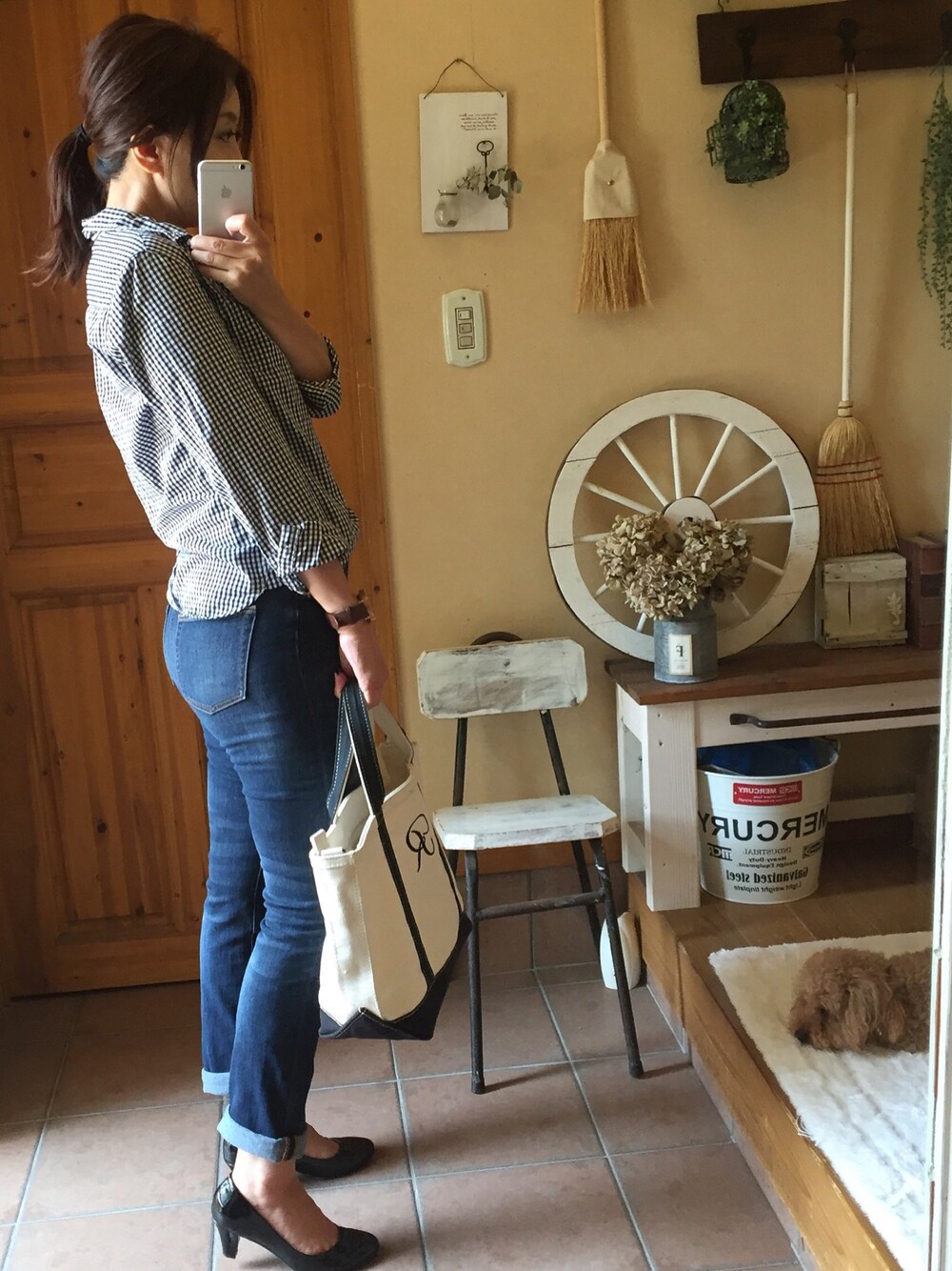 「大人カジュアル、ootd、秋のコーデ、ママコーデ、UNIQLO」｜「無印良品のアイテム（シャツ/ブラウス、ブラック系）」を使った、MARIさん（レディース・164cm）の秋コーディネートの1枚目の写真