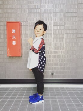 「COMECHATTO&CLOSET（カムチャットアンドクロゼット）のバックドットチェックドッキングシャツ（シャツ/ブラウス、ホワイト系）」を使った、soooogoodさん（キッズ・110cm）の秋コーディネート