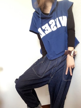 「Rodeo Crowns（ロデオクラウンズ）のアイテム（デニムパンツ、ブルー系）」を使った、daybreakさん（レディース・165cm）の秋コーディネート