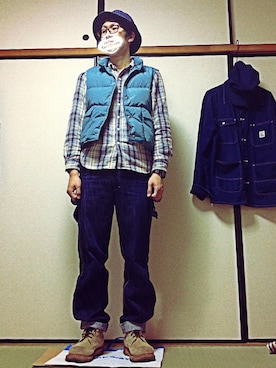 「WOOLRICH（ウールリッチ）のアイテム（ダウンベスト）」を使った、たつーみさん（メンズ・178cm）の春コーディネート