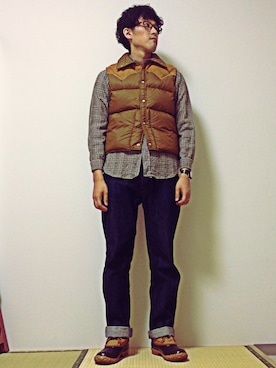 「WOOLRICH（ウールリッチ）のアイテム（ダウンベスト）」を使った、たつーみさん（メンズ・178cm）の秋コーディネート