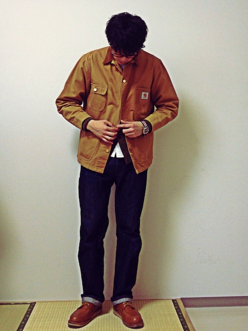 たつーみ使用(carhartt)的時尚穿搭