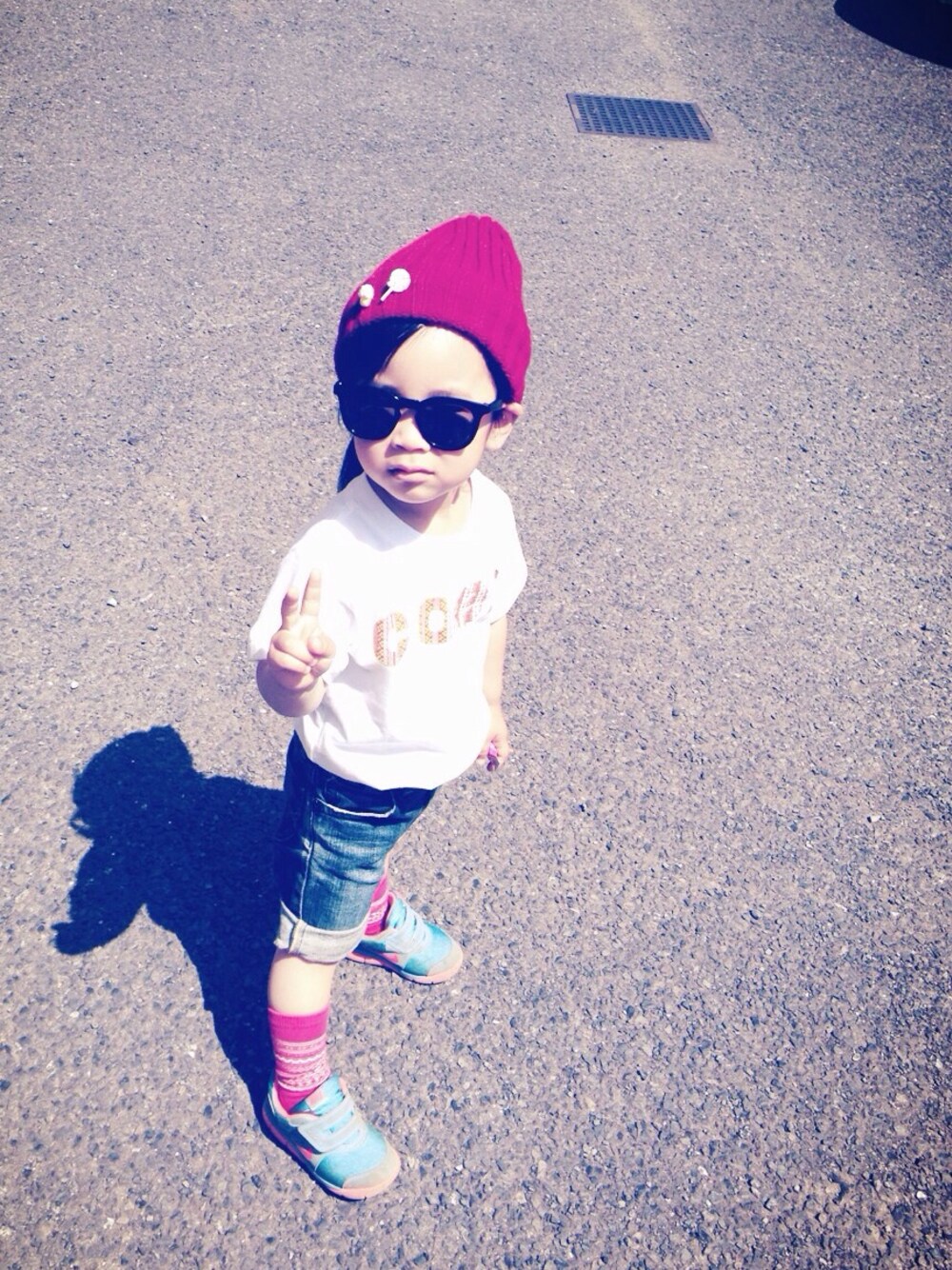 「coenの【KIDS】PARKIES TEE　（パーキーズTEE）12SSⅡ（Tシャツ/カットソー、ホワイト系）」を使った、SAM Iさん（キッズ・90cm）の春コーディネートの1枚目の写真