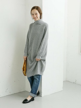 「URBAN RESEARCH（アーバンリサーチ）のUR タートルネックルーズニットワンピース（ワンピース）」を使った、mioさん（レディース・166cm）の秋コーディネート