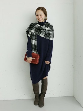 「URBAN RESEARCH（アーバンリサーチ）のUR タートルネックルーズニットワンピース（ワンピース）」を使った、mioさん（レディース・166cm）の秋コーディネート