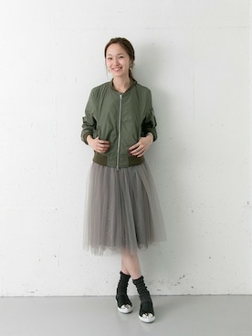 「URBAN RESEARCH（アーバンリサーチ）のアイテム（MA-1）」を使った、mioさん（レディース・166cm）の夏コーディネート