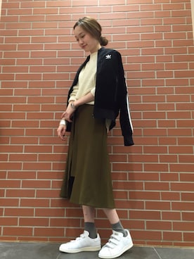 「CLANE（クラネ）のアイテム（スカート）」を使った、mioさん（レディース・166cm）の秋コーディネート