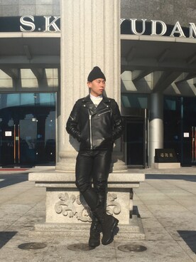 Deun Saem  Leeさんのコーディネート