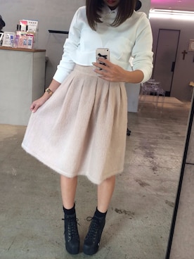 「skirt」｜「アイテム（スウェット）」を使った、MINAさん（レディース・162cm）の冬コーディネート