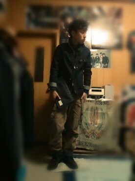 「アイテム（クラッチバッグ、グレー系）」を使った、なおとさん（メンズ・170cm）の冬コーディネート