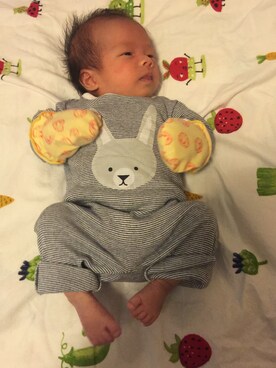 「seedのアイテム（オールインワン・サロペット、その他）」を使った、Gigi Yuenさんの春コーディネート