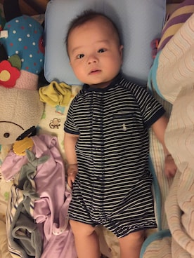 「POLO RALPH LAUREN（ポロ ラルフ ローレン）のアイテム（ロンパース、ブルー系）」を使った、Gigi Yuenさんの夏コーディネート