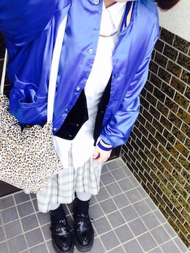「厚底」｜「アイテム（スタジャン）」を使った、おかちゃんぴんさん（レディース・159cm）の冬コーディネート