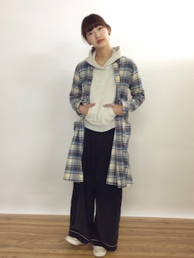 「シルクパンツ」｜「アイテム（ワンピース/ドレス）」を使った、行木由香里さん（レディース・168cm）の春コーディネート