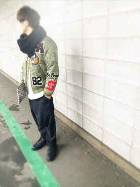 「JOYRICH」｜「アイテム（ブルゾン）」を使った、みなみ ゆうすけさん（メンズ・168cm）の冬コーディネート
