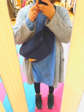 「アイテム（メッセンジャーバッグ、ブルー系）」を使った、さちゃんさん（レディース・151cm）の秋コーディネート