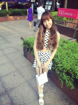 Vanessa Zhengさんのコーディネート