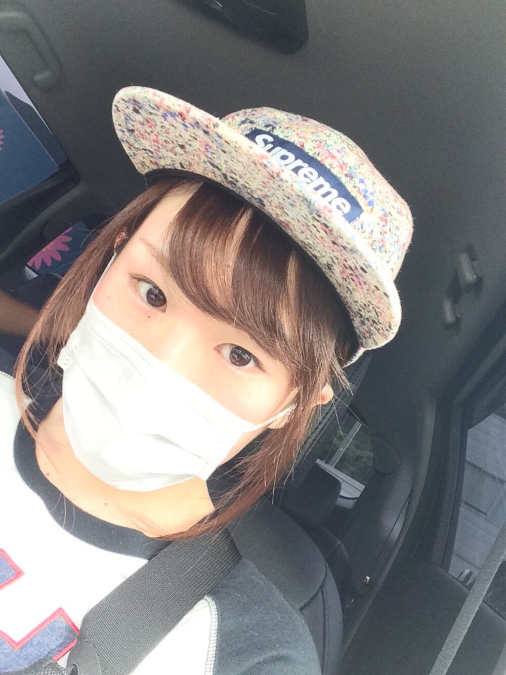 「カジュアル、supreme、エックスガール、スケータースタイル」｜「X-girlのDENIM PATCHED B/B TEE DRESS（ワンピース、ホワイト系）」を使った、nhpppさん（レディース・162cm）の冬コーディネートの1枚目の写真