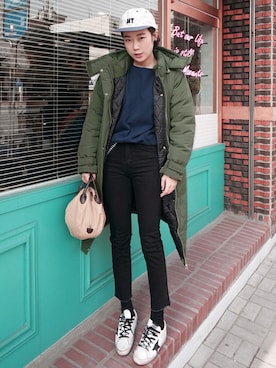 「ロングジャケット」｜「アイテム（その他アウター）」を使った、ZEMMAWORLDさん（レディース・164cm）の冬コーディネート